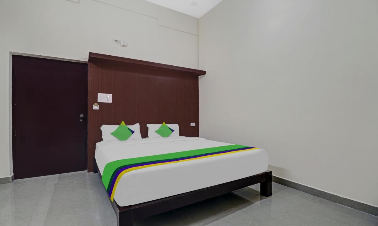 Grand Jp Inn Near 2 Km From Gundlupet Bus Stand מראה חיצוני תמונה
