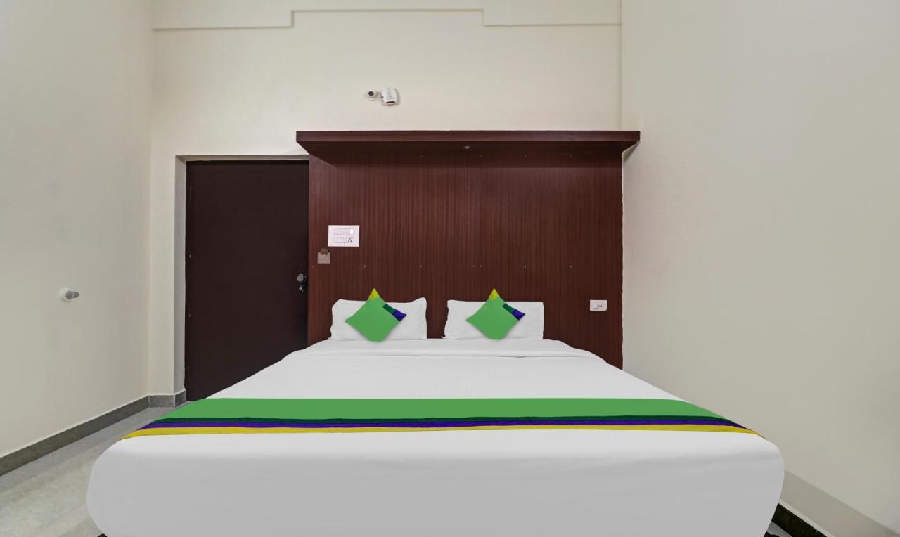 Grand Jp Inn Near 2 Km From Gundlupet Bus Stand מראה חיצוני תמונה