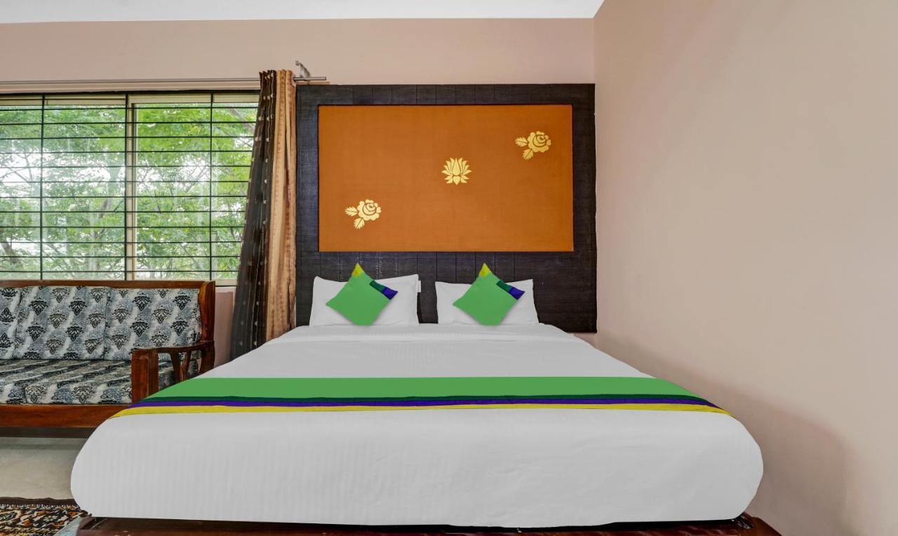 Grand Jp Inn Near 2 Km From Gundlupet Bus Stand מראה חיצוני תמונה